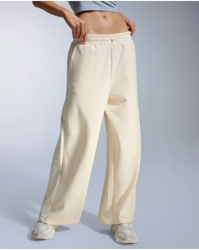 2XU - Wonderluxe Sand Washed Wide Leg Pants