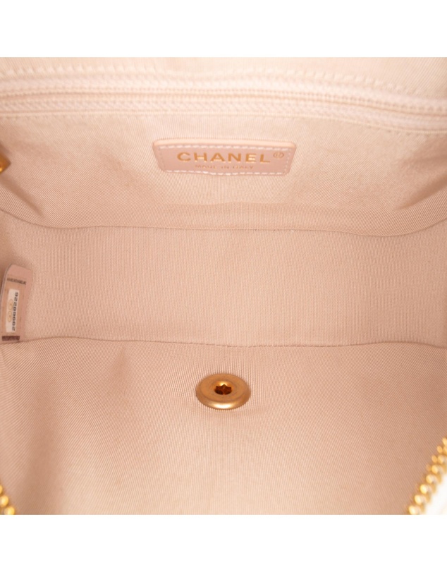 Pre-Loved by Azura Reborn - Pre-Loved chanel Quilted Leather Shoulder Bag with Chain Strap