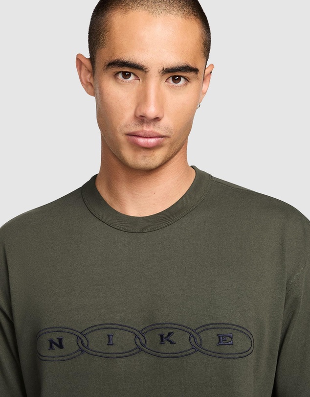 Nike - Nike Sportswear Premium Essentials T-Shirt