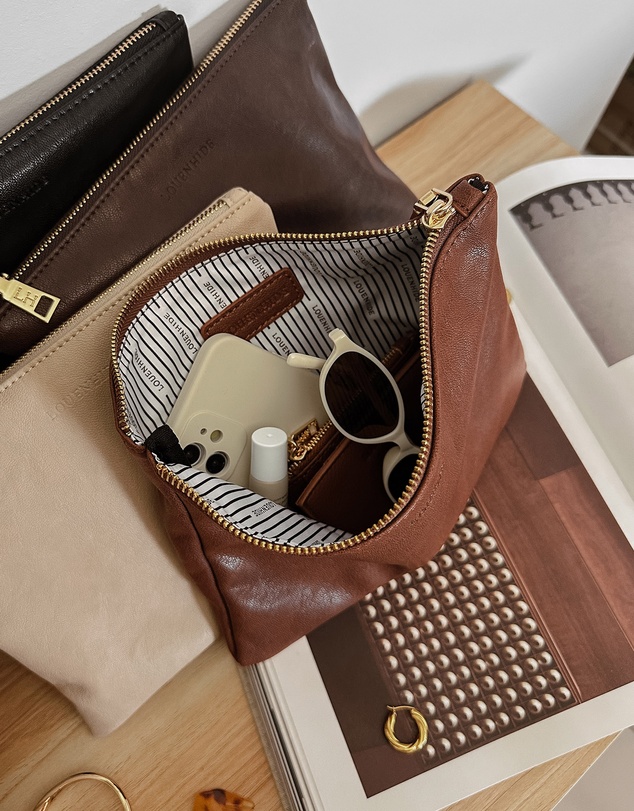 Louenhide - Louie Pouch