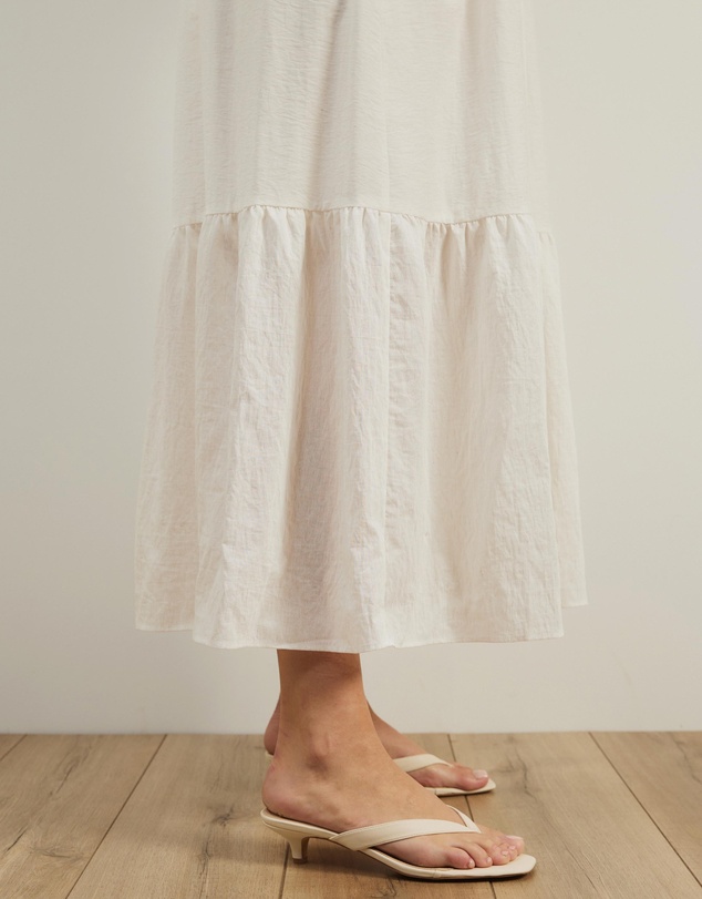Atmos&Here Curvy - Verity Tiered V Neck Maxi Dress