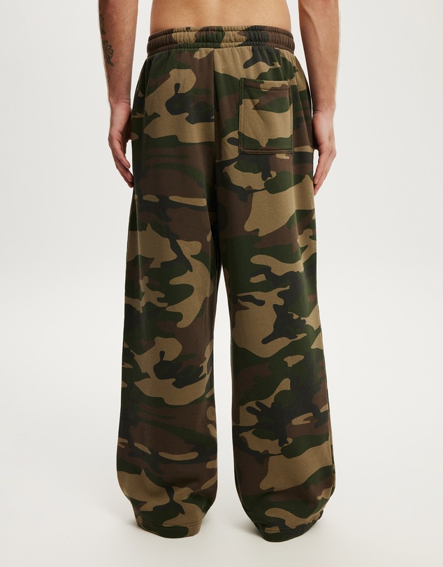 Cotton On - Super Baggy Track Pant