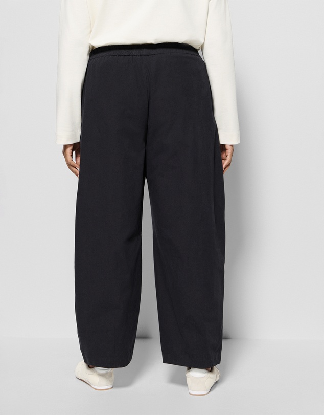 Commonry - Jemma Pant
