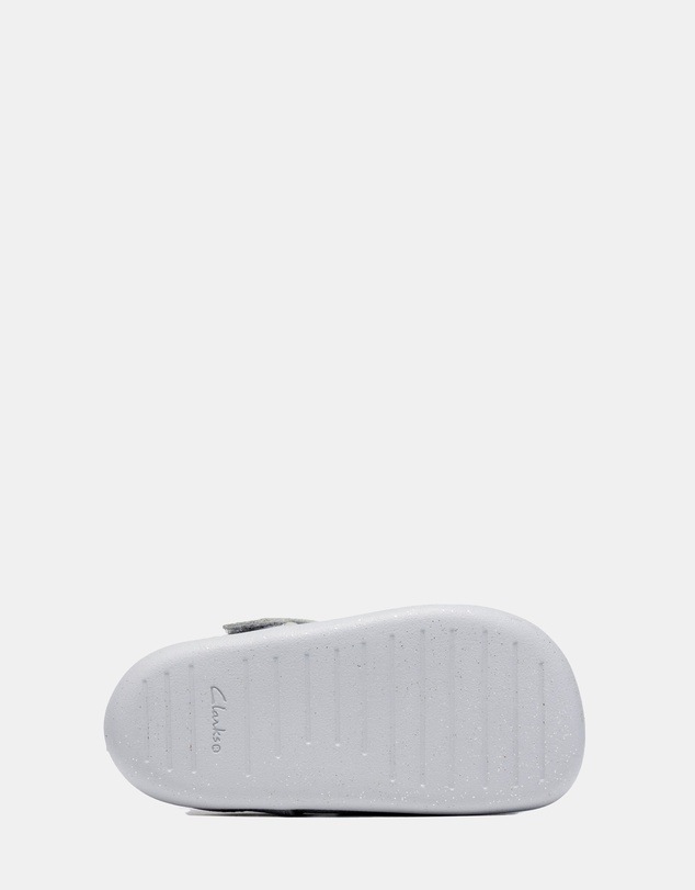 Clarks - Roamer Trim (T) Silver