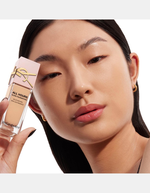 Yves Saint Laurent - All Hours Glow Foundation LN8