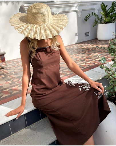 Esther & Co - Syvella Dress - Brown Floral
