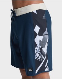 Quiksilver - Mens Surfsilk Arch 18