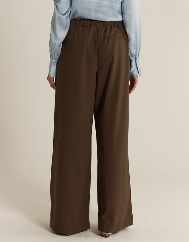 Fate + Becker - Roan Pleat Front Pant