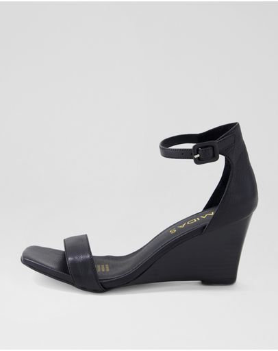 BLACK-BLACK HEEL