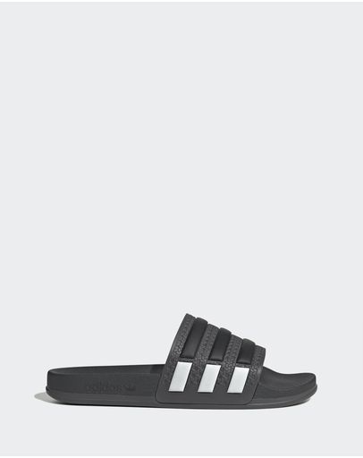 Utility Black / Core Black / Cloud White
