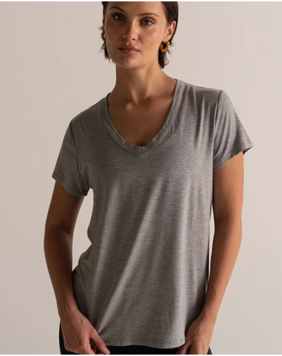 HyperLuxe The Label - V Neck Shirt