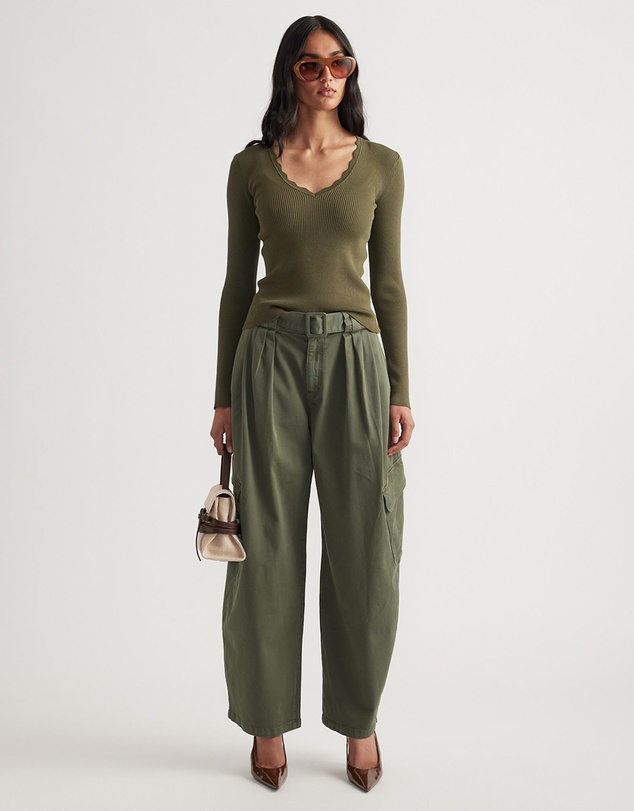 Decjuba - Kai V Neck Long Sleeve Top