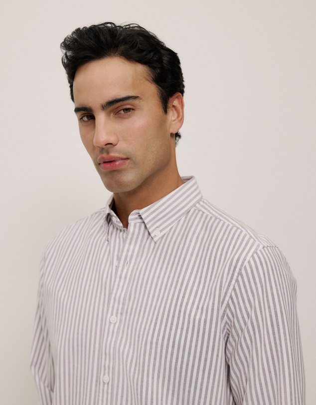 Trenery - Regular Fit Wide Stripe Oxford Shirt in Coffee