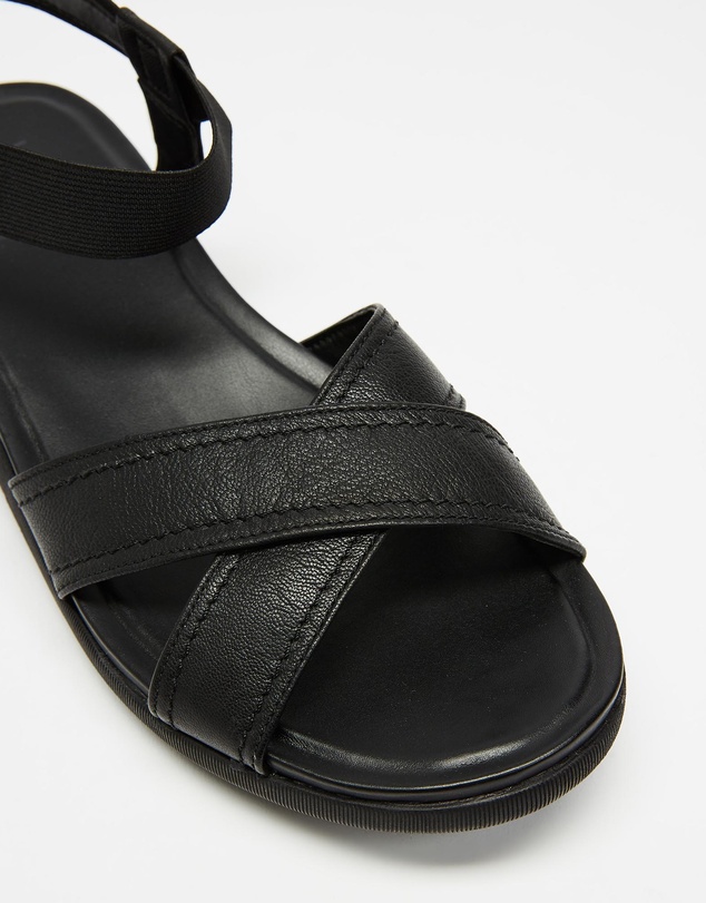 Naturalizer - Lily Sandal - Black