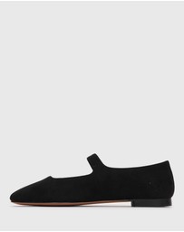 Betts - Mystique Mary Jane Flats