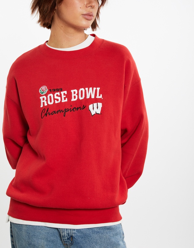 Vintage by The Real Deal - Pre Loved - 90s NCAA Wisconsin Badgers Rose Bowl Sweatshirt