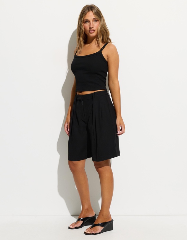Dazie - Emmie Low Rise Pleated Tailored Shorts