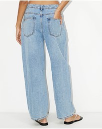 Dazie - Over You Mid Rise Adjustable Waistband Barrel Leg Jeans