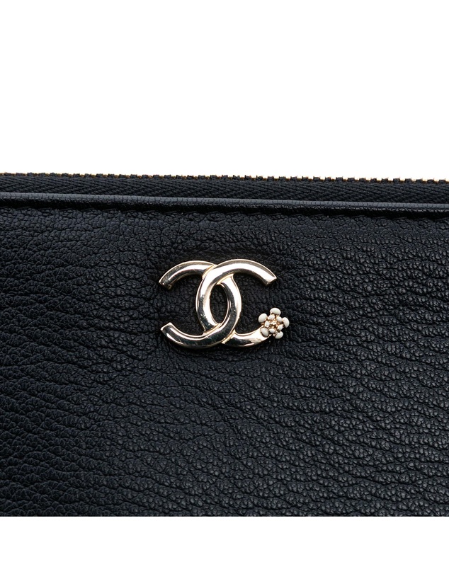 Pre-Loved by Azura Reborn - Pre-Loved Medium Goatskin Lucky Clover O Case Clutch