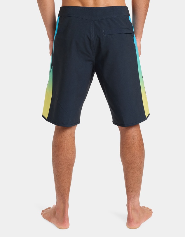 Quiksilver - Mens Surfsilk Holmes 20