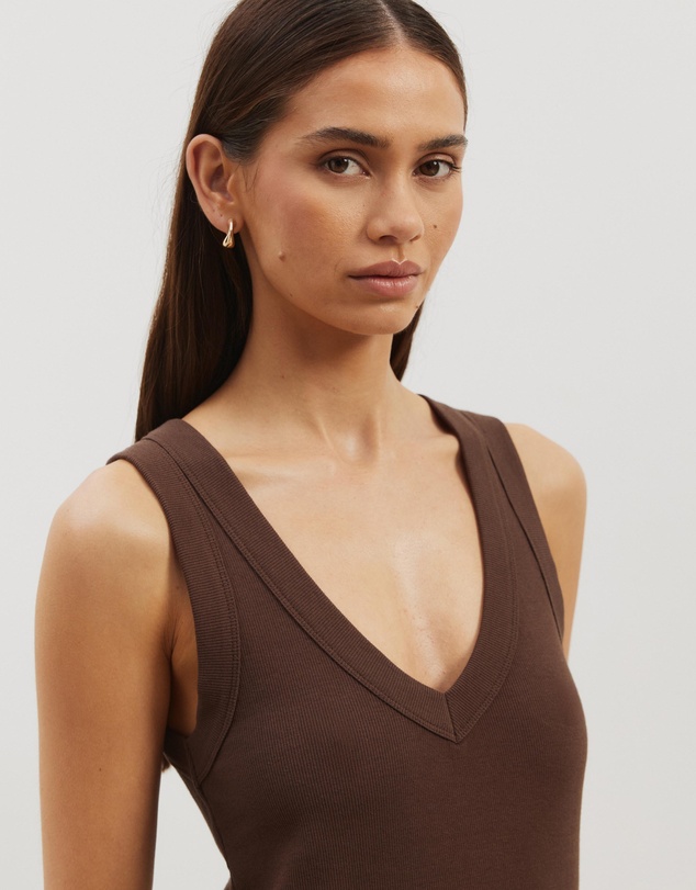 Atmos&Here - Organic Cotton V-Neck Tank