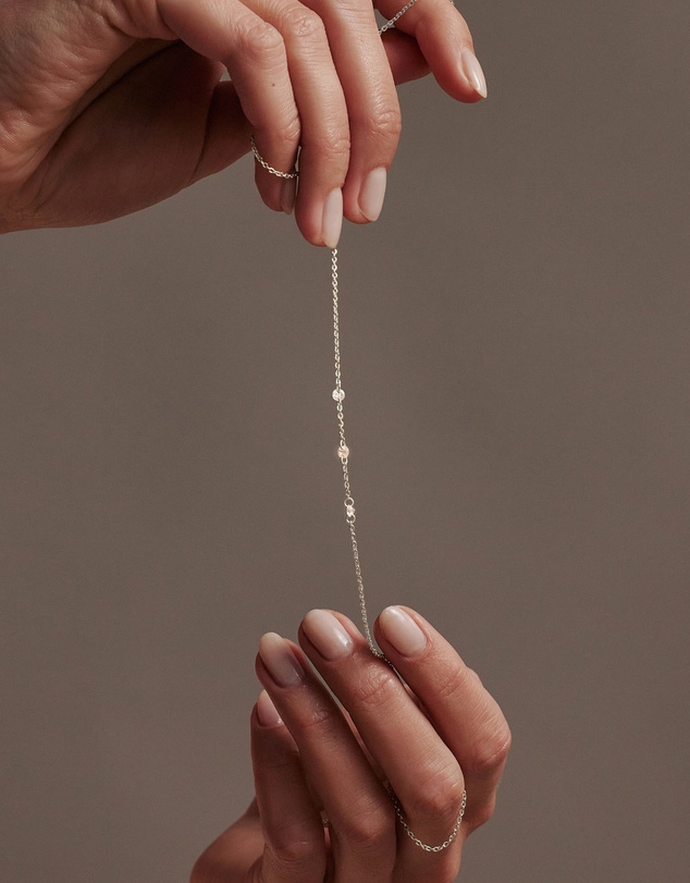 SAINT VALENTINE - Floating Stone Necklace - Silver