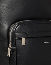 Calvin Klein - Logo Micro Pebble Round Backpack