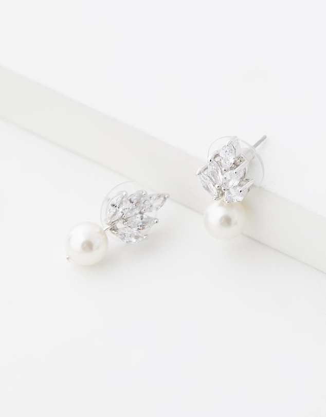Stephanie Browne - Bocheron Pearl Earrings