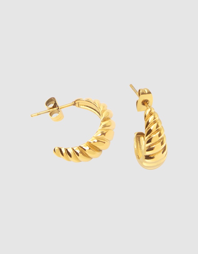 Pastiche - Sara Hoops