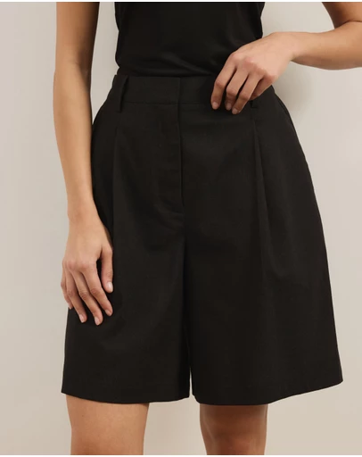 Atmos&Here - Freya Linen Blend Bermuda Shorts