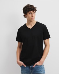 Country Road - Pima Cotton V-neck T-shirt