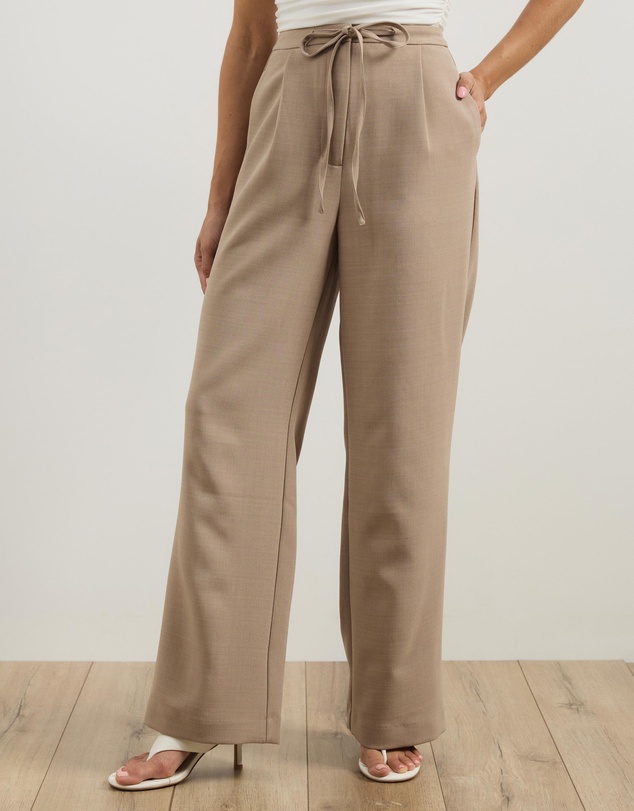 Atmos&Here - Blair Tailored Slim Leg Pants