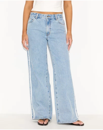 Dazie - Arezzo Wide Leg Jeans