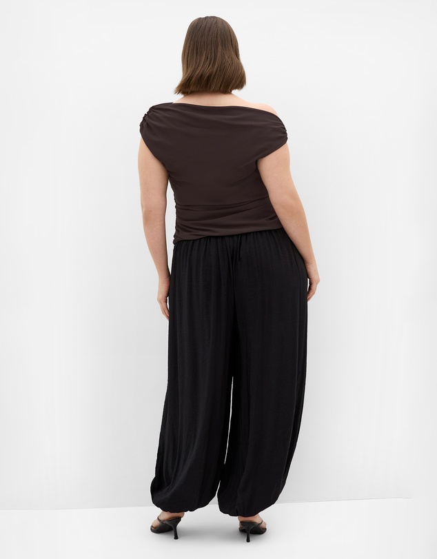 City Chic - Plus size Stassi Off Shoulder Top - espresso