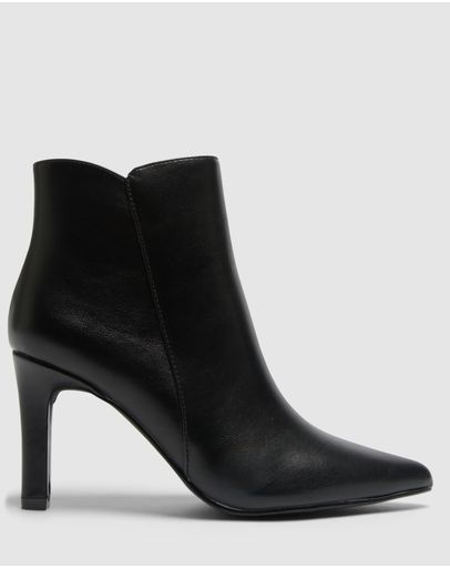 BLACK SMOOTH