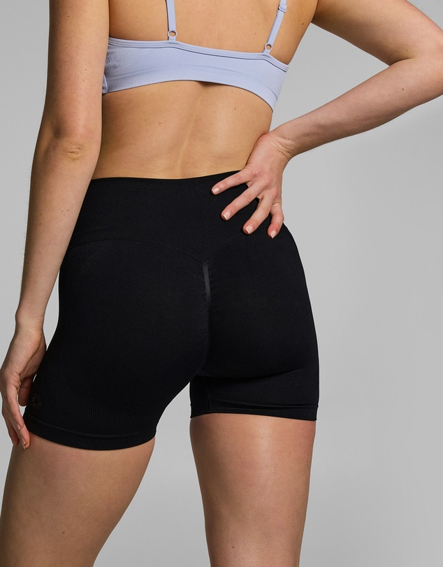 Rockwear - Seamless Scrunch Bum Booty Shorts