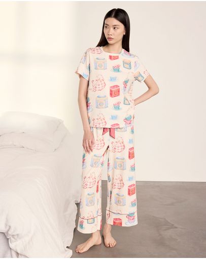 Tea Pots Off White