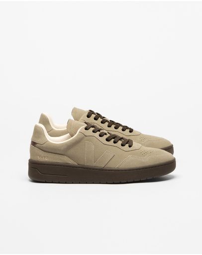 Taupe & Eagle