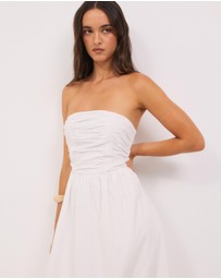 Calli - Strapless Gathered Midi Dress