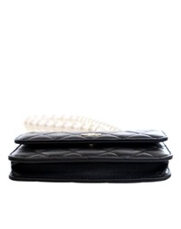 Pre-Loved by Azura Reborn - Pre-Loved Quilted Lambskin Maxi Pearls Clutch With Chain