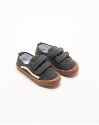 Walnut Melbourne - Ben Canvas