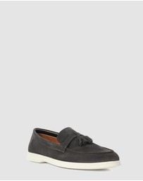 Dune London - Believes - Grey
