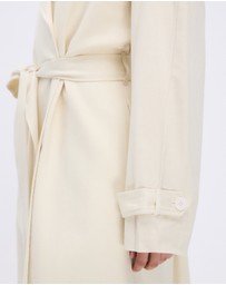 Minima Esenciales - Isra Cotton Twill Trench Coat