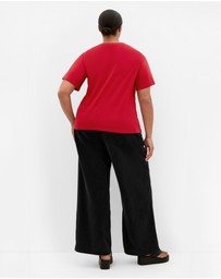 City Chic - Plus size Wild Beauty Tee - red