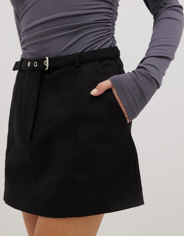 Dazie - A Dream Belt Detail Mini Skirt