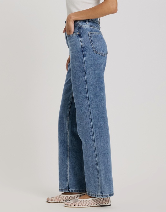 Atmos&Here - Mary Mid Rise Straight Leg Jeans
