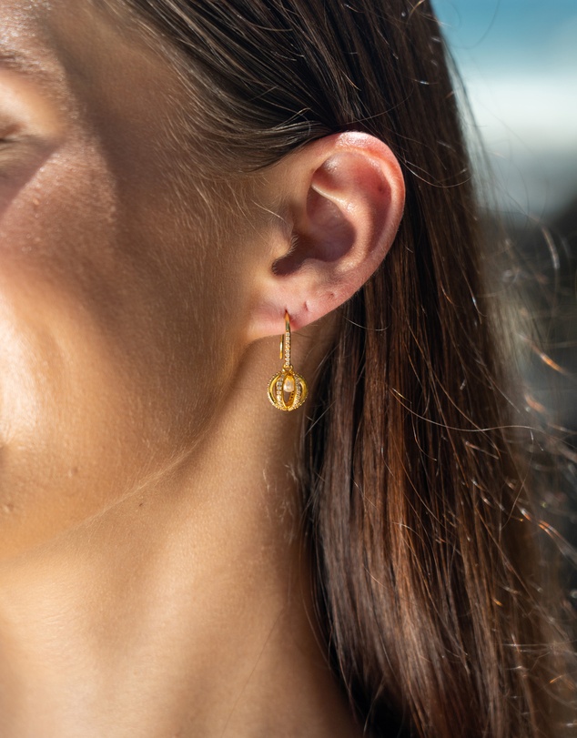 Georgini - Majesty Freshwater Pearl And Cubic Zirconia Earrings Gold