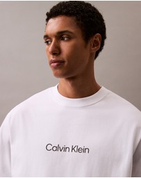 Calvin Klein - Standard Logo Relaxed Tee