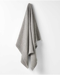 Aura Home - Waffle Throw