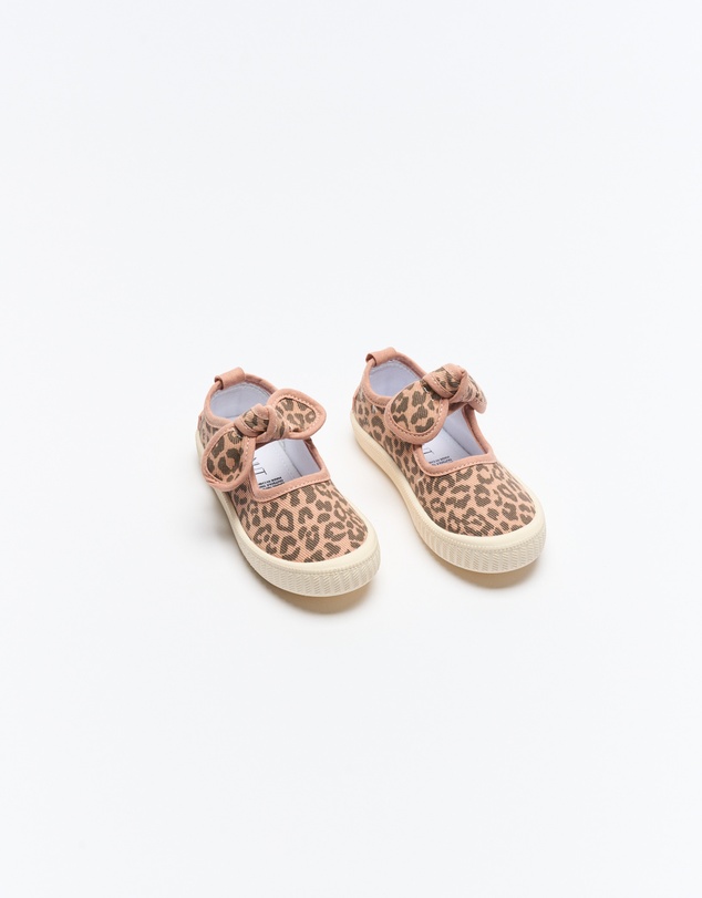 Walnut Melbourne - Millie Canvas